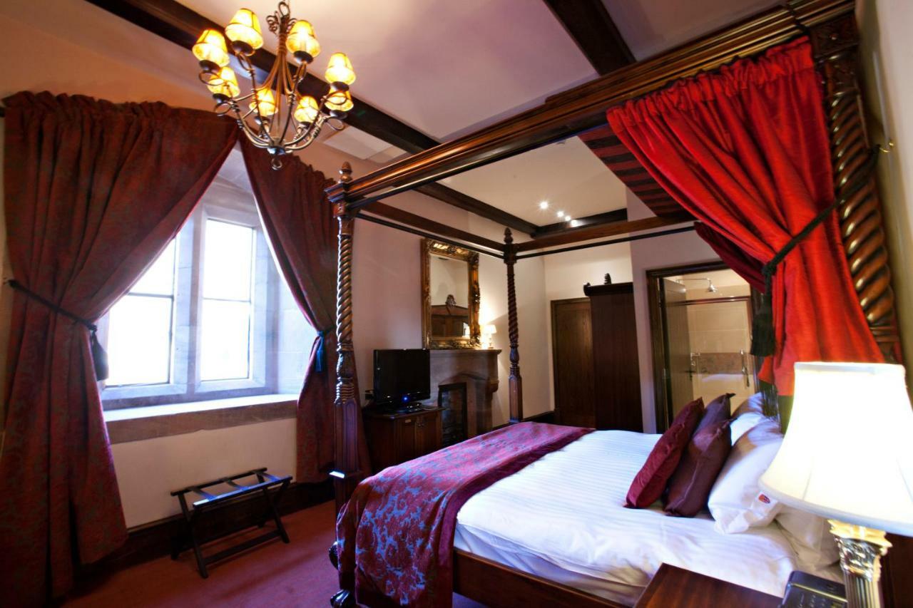 Peckforton Castle Tarporley Exterior photo
